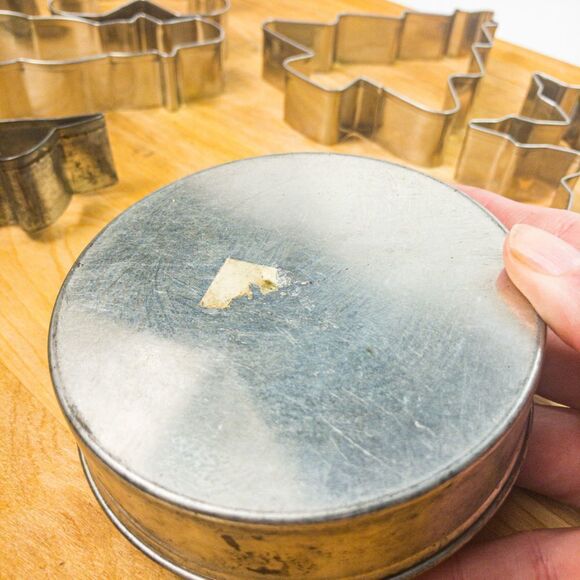 Set of Misc. Stainless Steel Cookie Cutters + Ateco #7804 Graduated Hearts - Picture 11 of 11